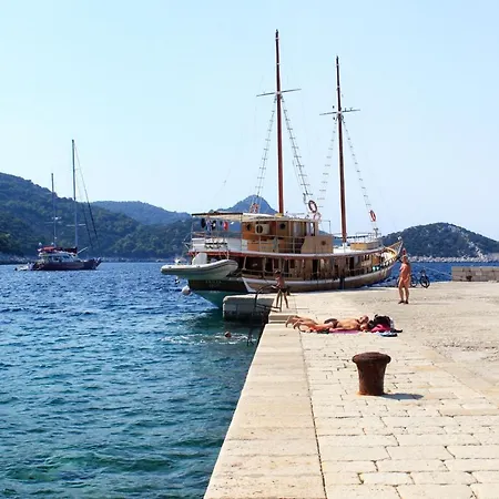Double Lucica 990a Lastovo